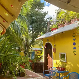 https://maison-tulum.quintano-roohotels.com